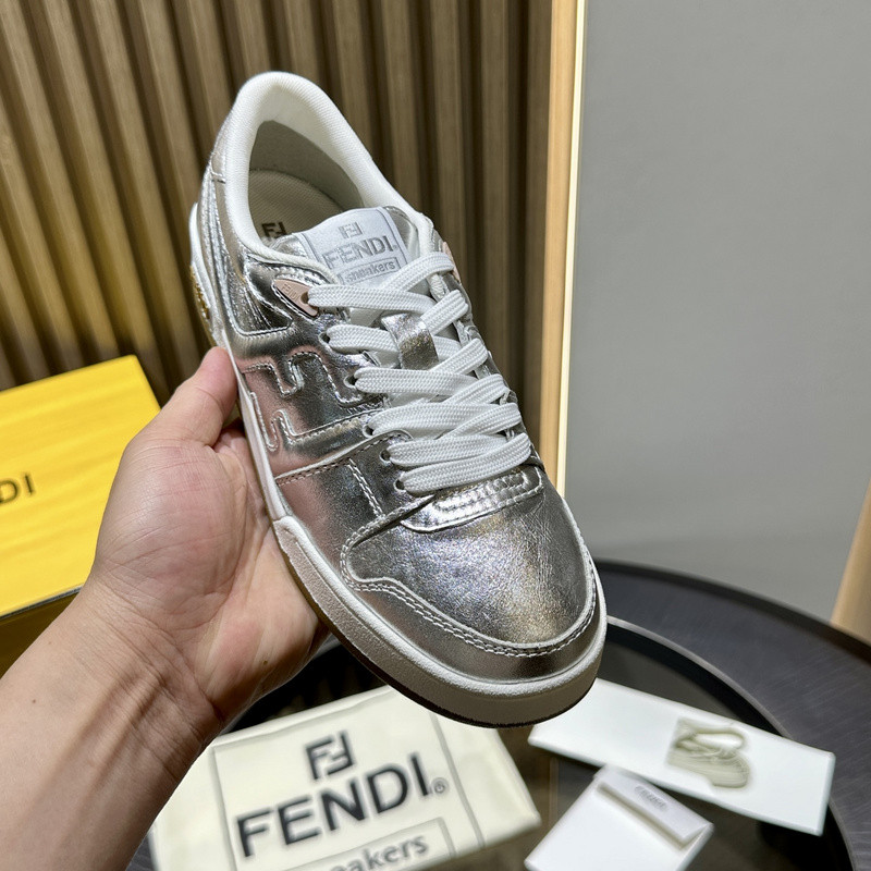 FENDI SNEAKERS