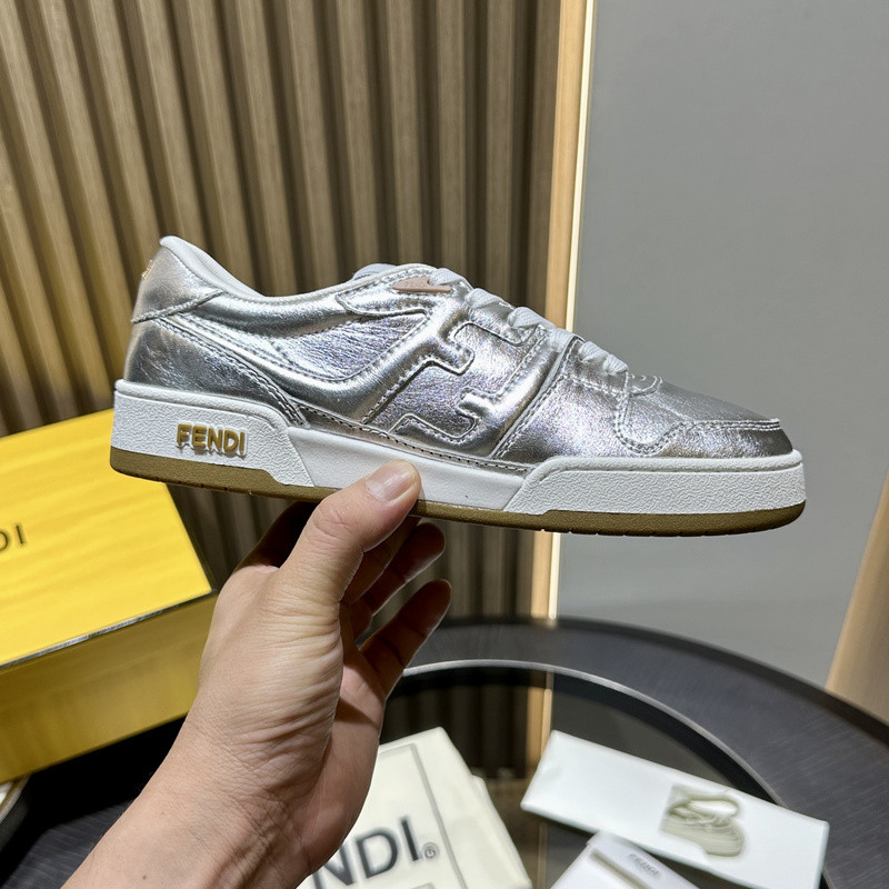FENDI SNEAKERS