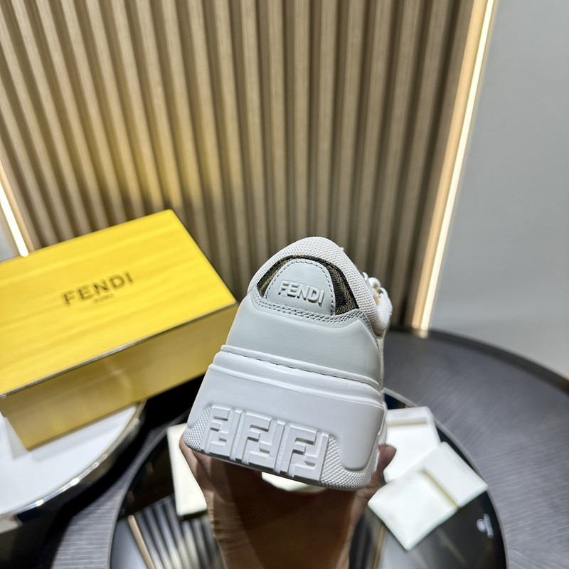 FENDI SNEAKERS