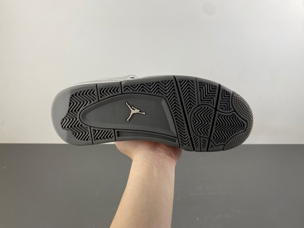 Michael Jackson Air Jordan 4 “Glitter Glove”