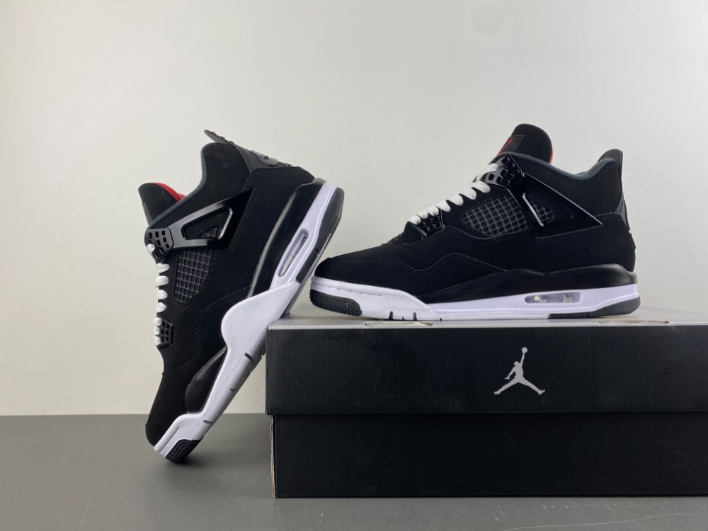 Air Jordan 4 Retro OG 