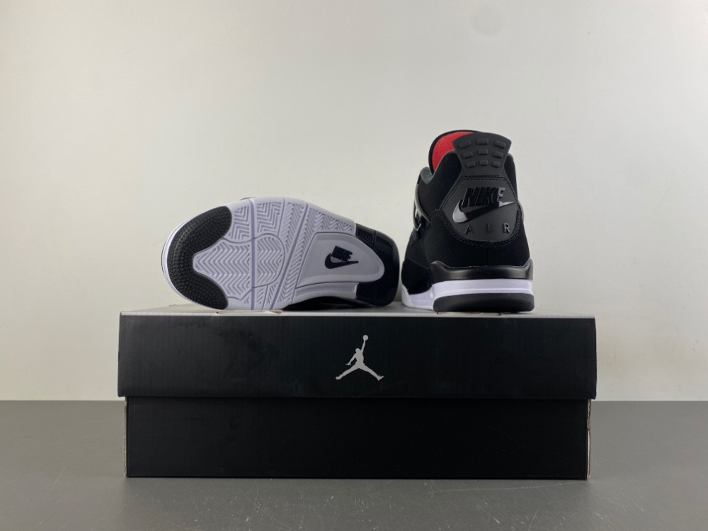 Air Jordan 4 Retro OG 