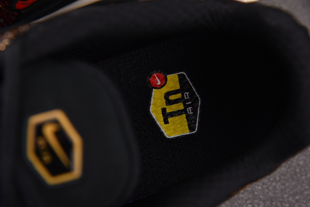 Swarovski x Nike Air Max Plus Sunset FZ9042-001