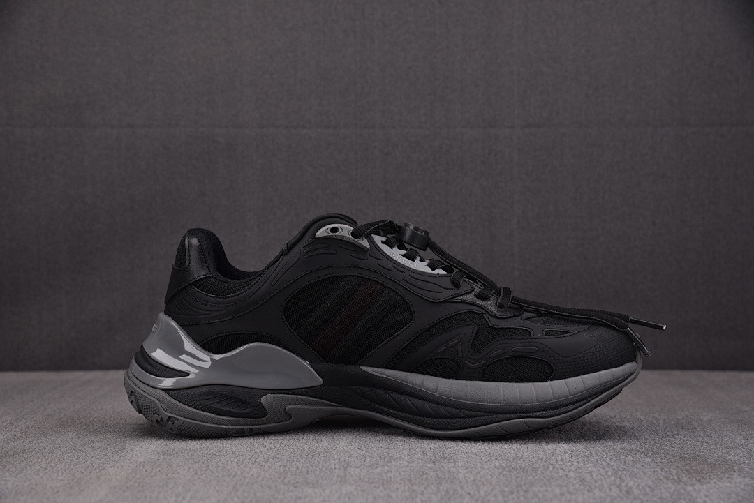 Gvc*1 2.0 Low Top Sneaker