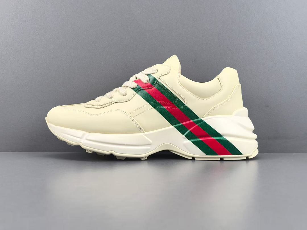 Gvc*1 SNEAKERS