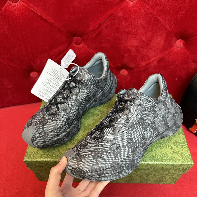 G*u*i run lace-up sneakers