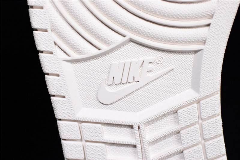 Nike Air Jordan 1 Retro High Double AQ7924-016