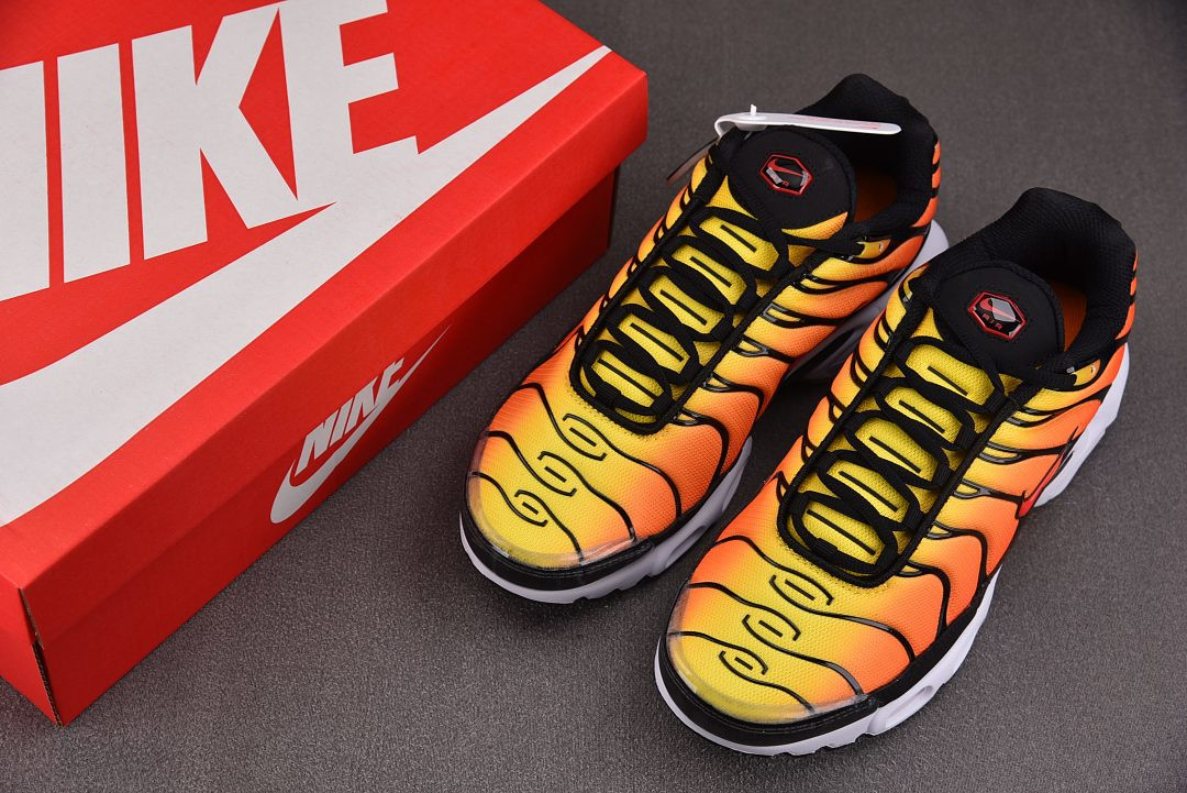 Nike Air Max Plus "Sunset" HF0552-001