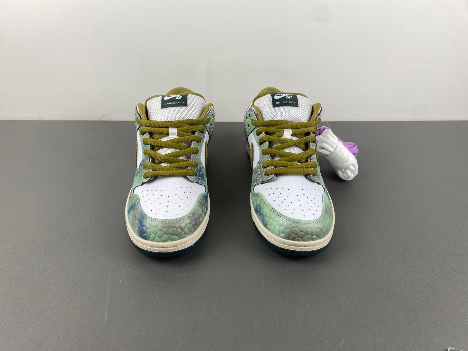 Alexis Sablone x Nike SB Dunk Low HJ3386-300