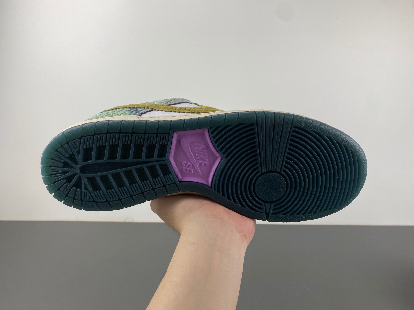 Alexis Sablone x Nike SB Dunk Low HJ3386-300