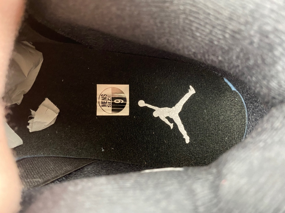 Air Jordan 4 Rust Pink Thunder HV0823-001
