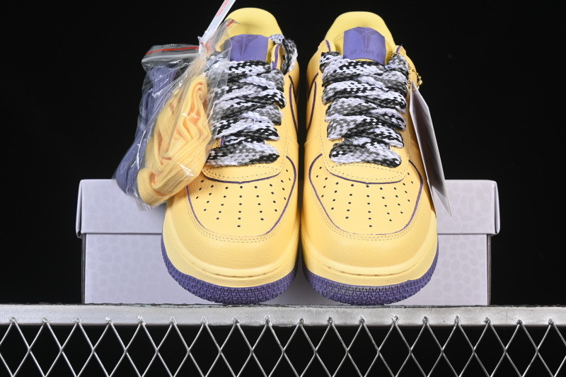 Nike Air Force 1 Low Kobe Protro "Soft Yellow" HV9408-700