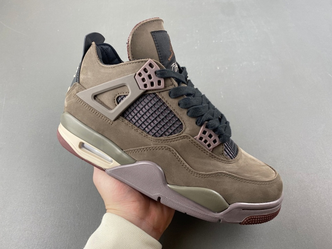 A Ma Maniére Air Jordan 4 Dark Mocha IF3102-200