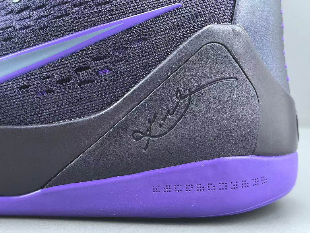 Nike Kobe 9 EM Protro 