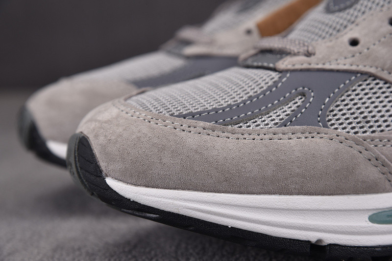 New Balance 991v2 Made in England 