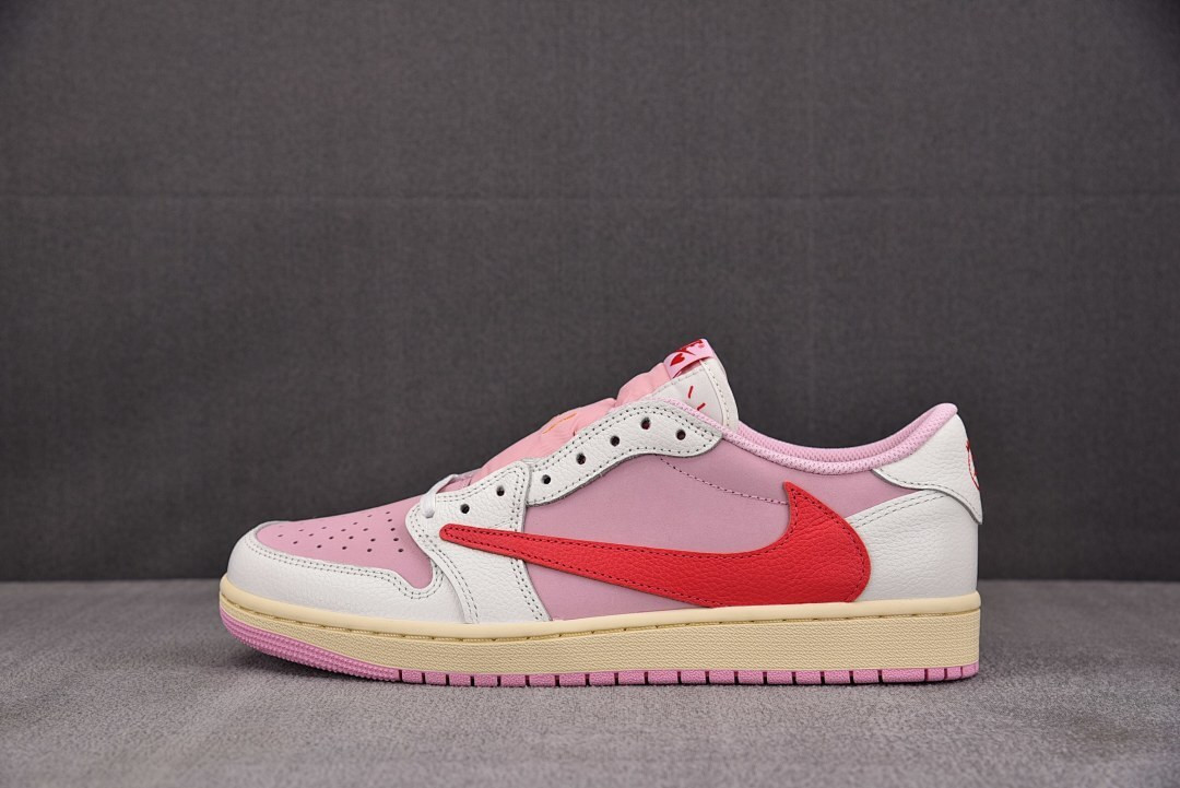 Air Jordan 1 Retro Low OG SP Travis Scott Shy Pink IQ7604-101