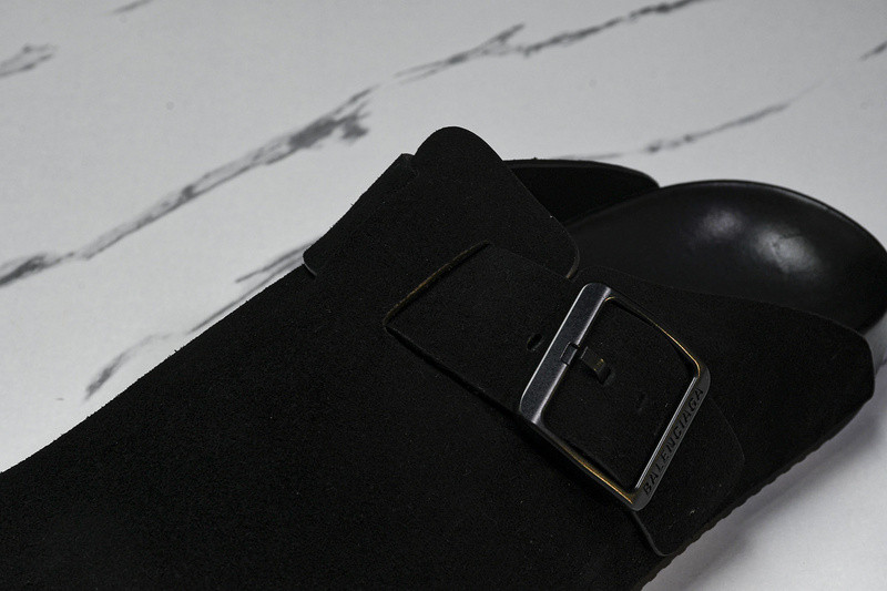 Ba*len*cia*ga Ba*len*cia*ga black ‘sunday’ suede slides