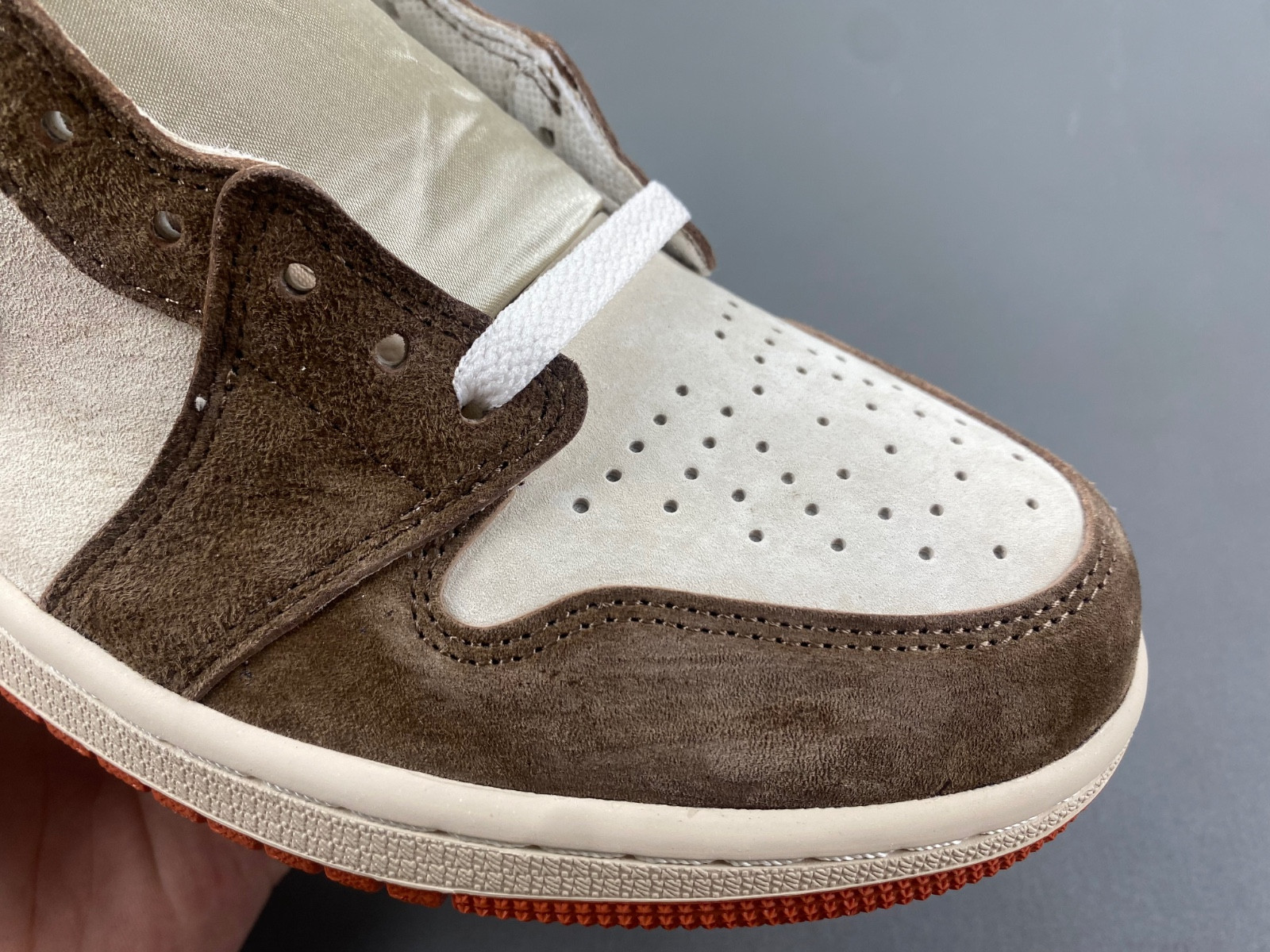 Air Jordan 1 High OG WMNS “Cacao Wow” FQ2941-200