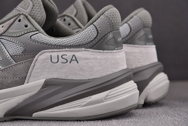 WTAPS x NEW BALANCE 990V6 / M990WT6