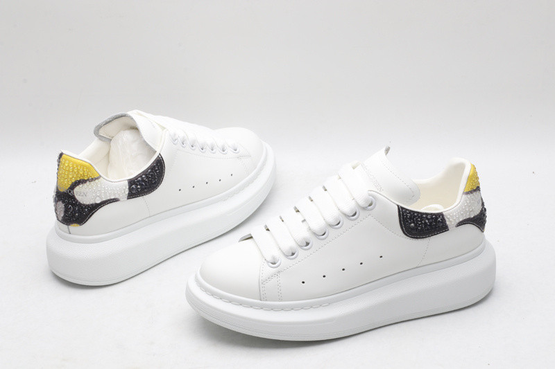 ALEXANDER MCQUEEN SNEAKER