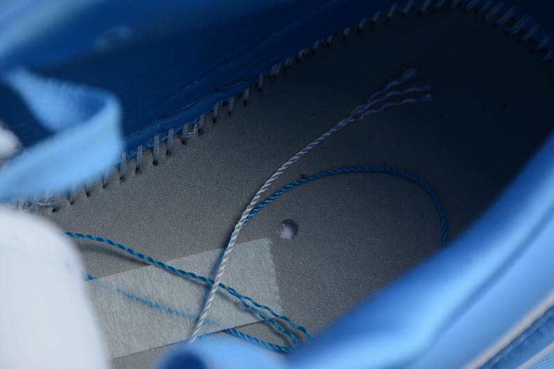 AIR JORDAN 1 UNC AO9944-441