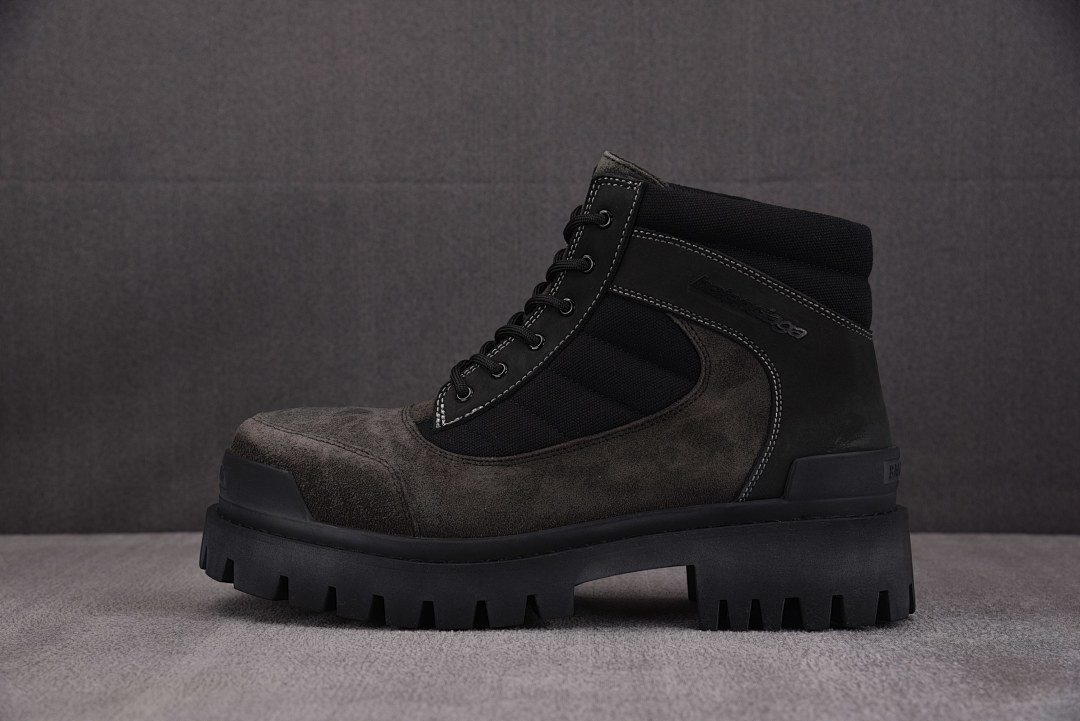 Ba1en*iaga boots