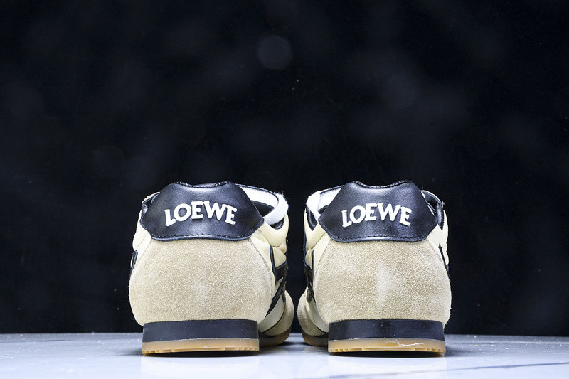 Loewe Ballet Runner