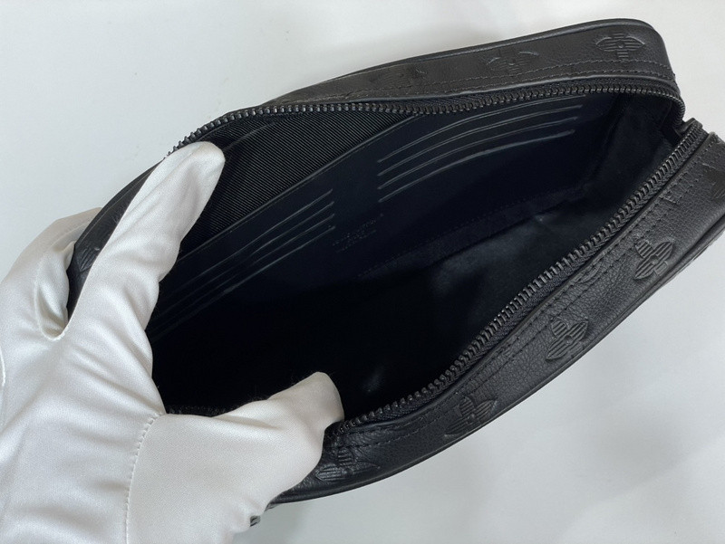 l0vis Vvtt0n pochette kasai