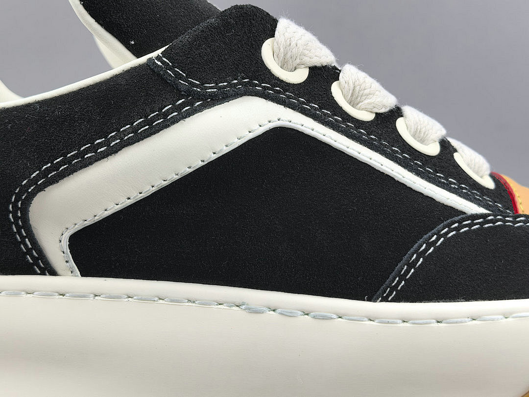 LV Tilted Sneaker (BLACK)