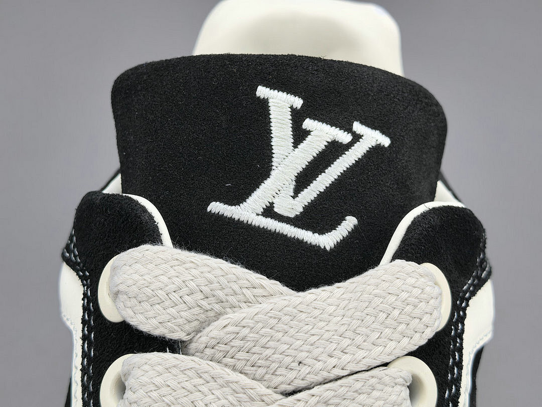 LV Tilted Sneaker (BLACK)