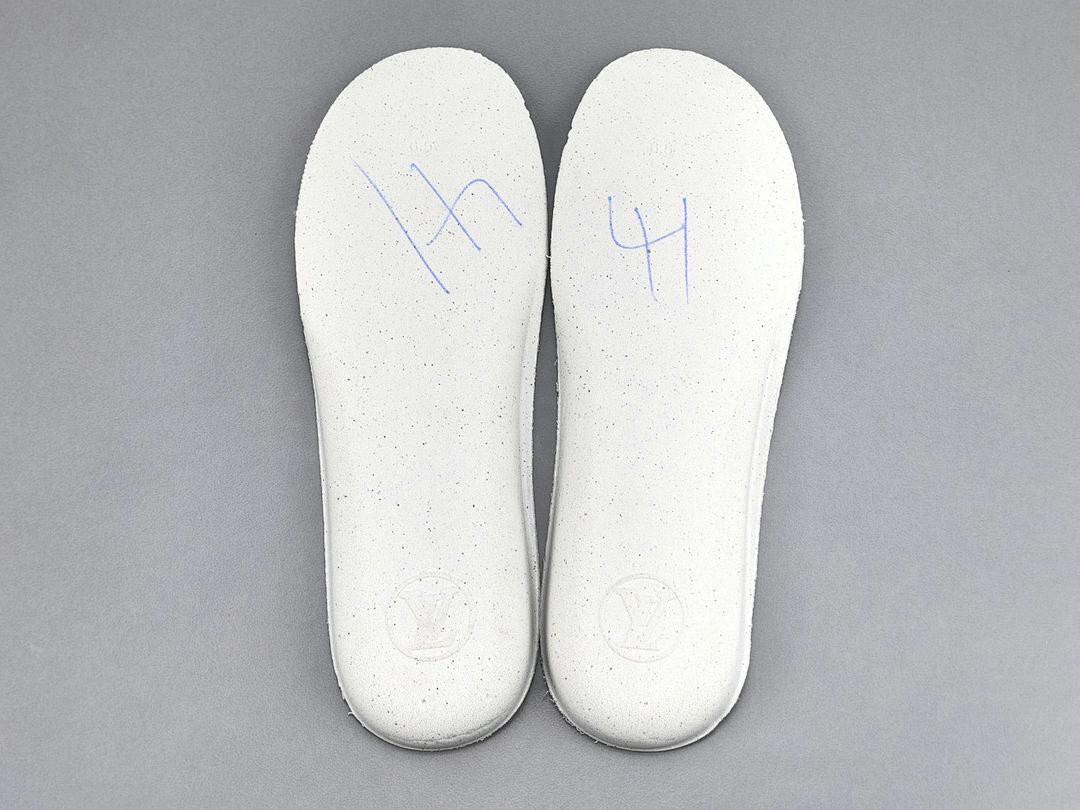 LV Tilted Sneaker (BLACK)