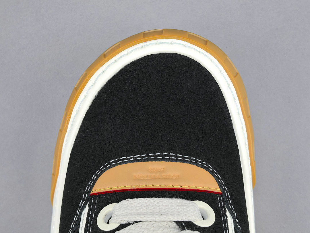 LV Tilted Sneaker (BLACK)
