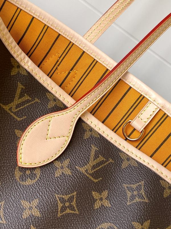 l0vis Vvtt0n neverfull bandoulière inside out mm