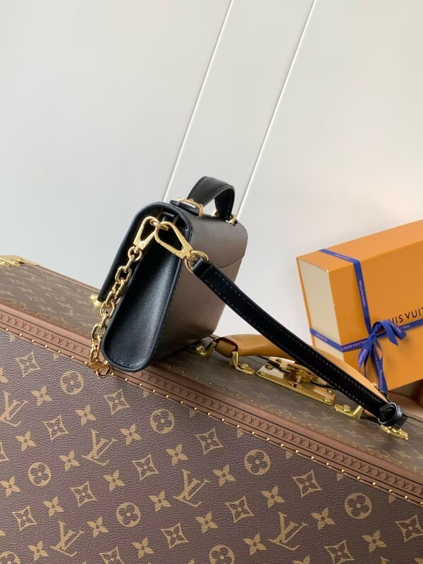 Louis Vuitton Wallet On Chain Capucines