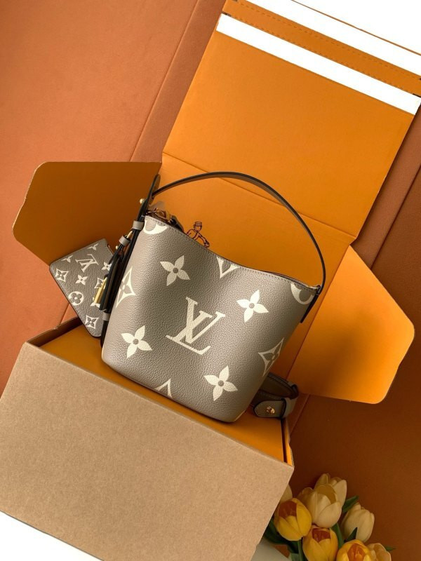 l0vis Vvtt0n m13045 all in bb bag