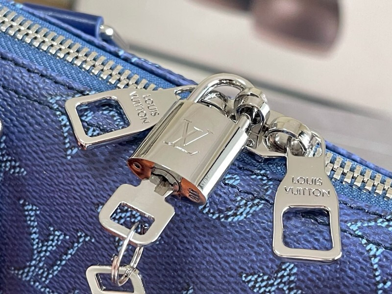 1V Keepall BAG