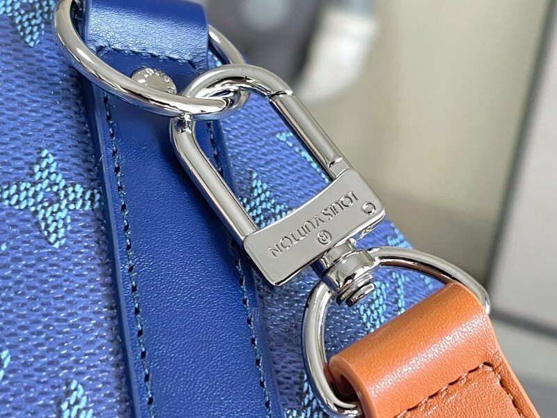 1V Keepall BAG