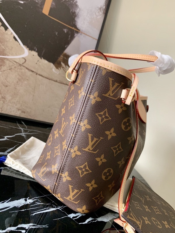 LV NEVERFULL PM TOTE BAG