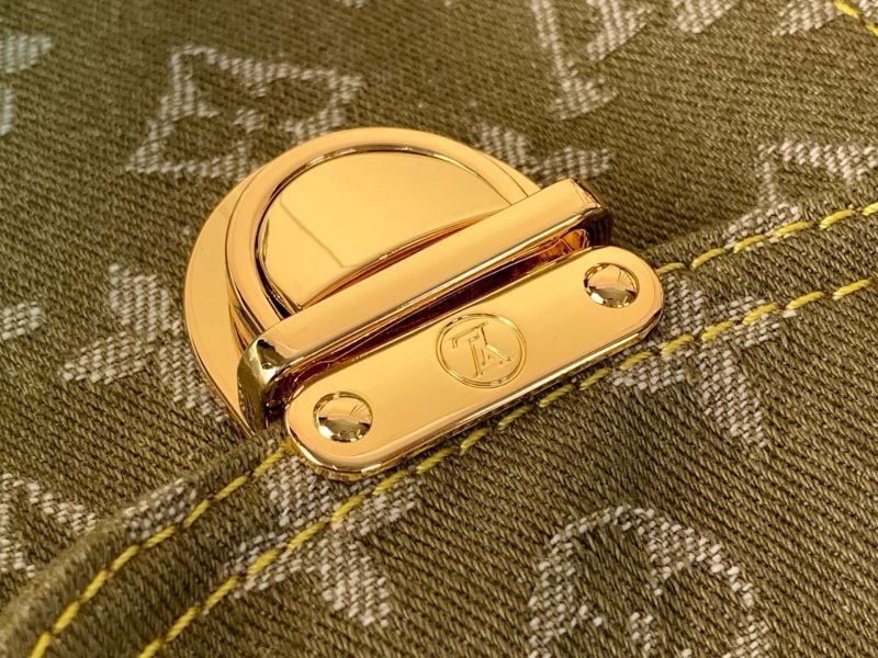 l0vis Vvtt0n monogram excursion backpack