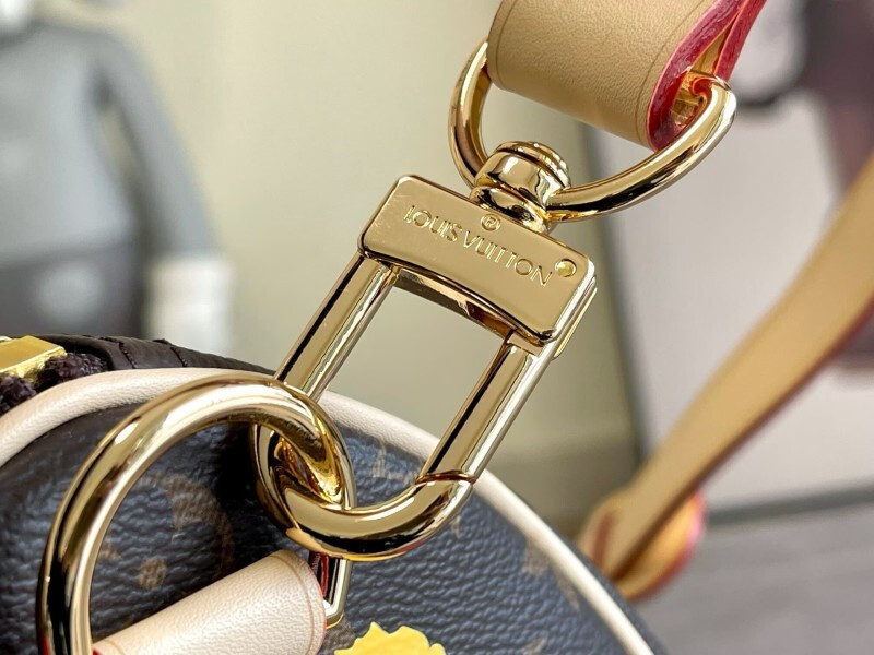1V Keepall BAG