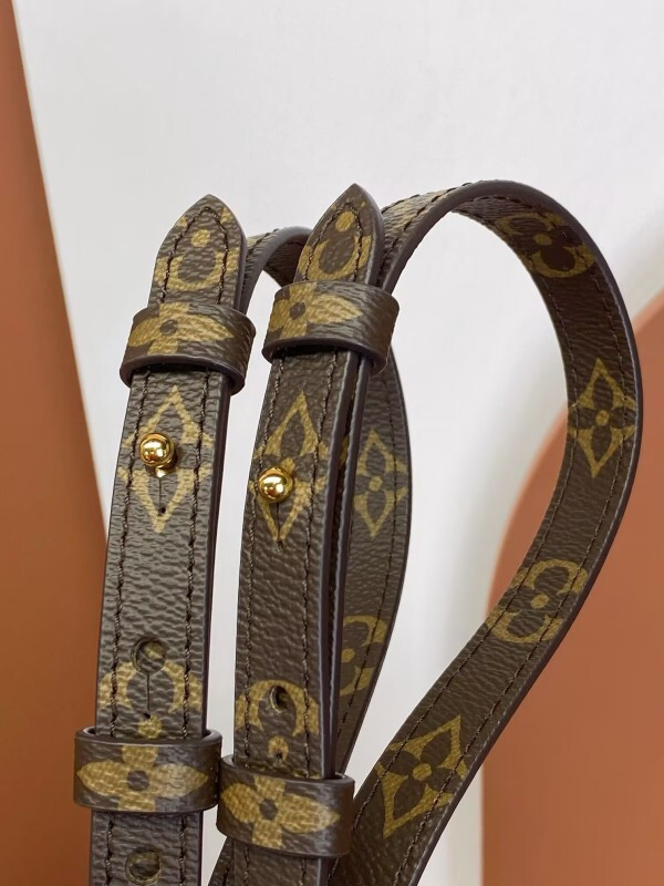 l0vis Vvtt0n monogram excursion backpack m46932