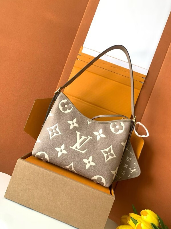 LV Mono gram Empreinte