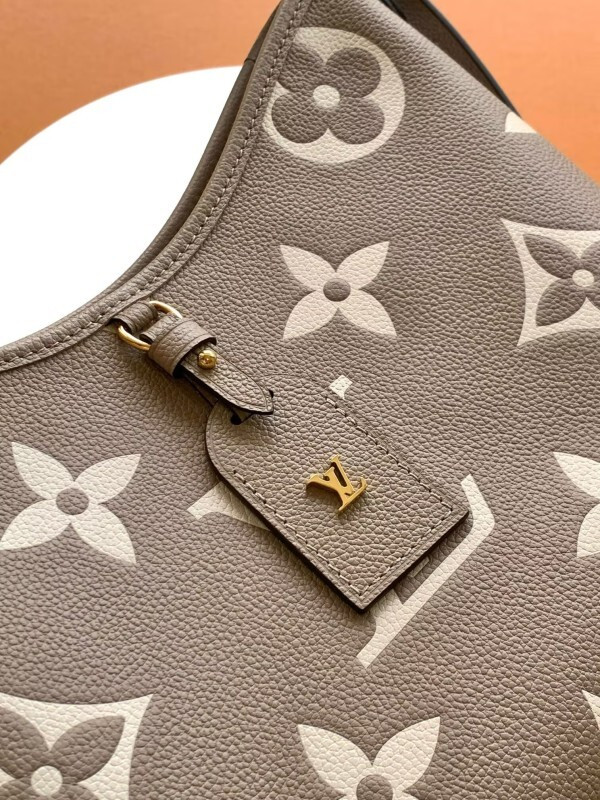 LV Mono gram Empreinte