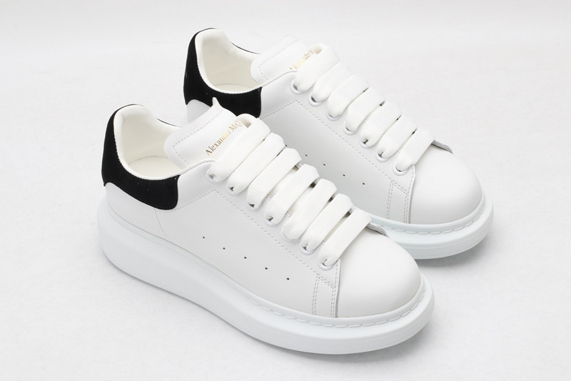 ALEXANDER MCQUEEN SNEAKER