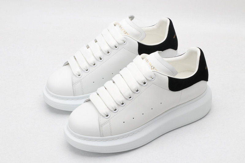 ALEXANDER MCQUEEN SNEAKER