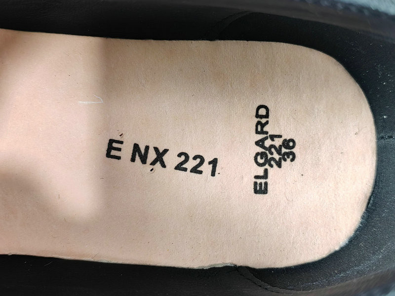 ALEXANDER MCQUEEN SNEAKER