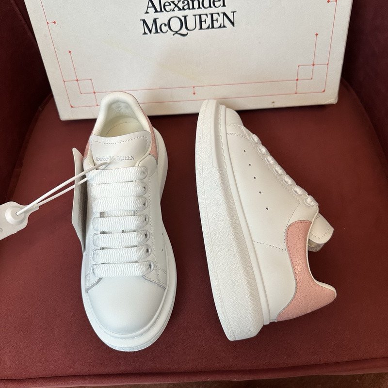 ALEXANDER MCQUEEN SNEAKER