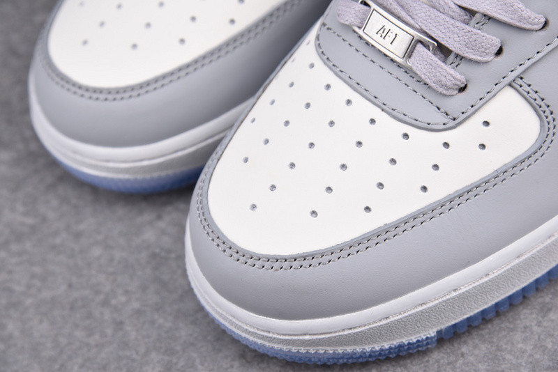 AIR JORDAN 1 LOW CN8007-001