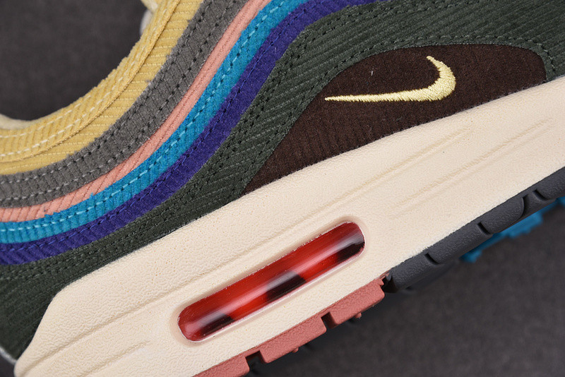 NIKE AIR MAX 1/97 SEAN WOTHERSPOON AJ4219-400