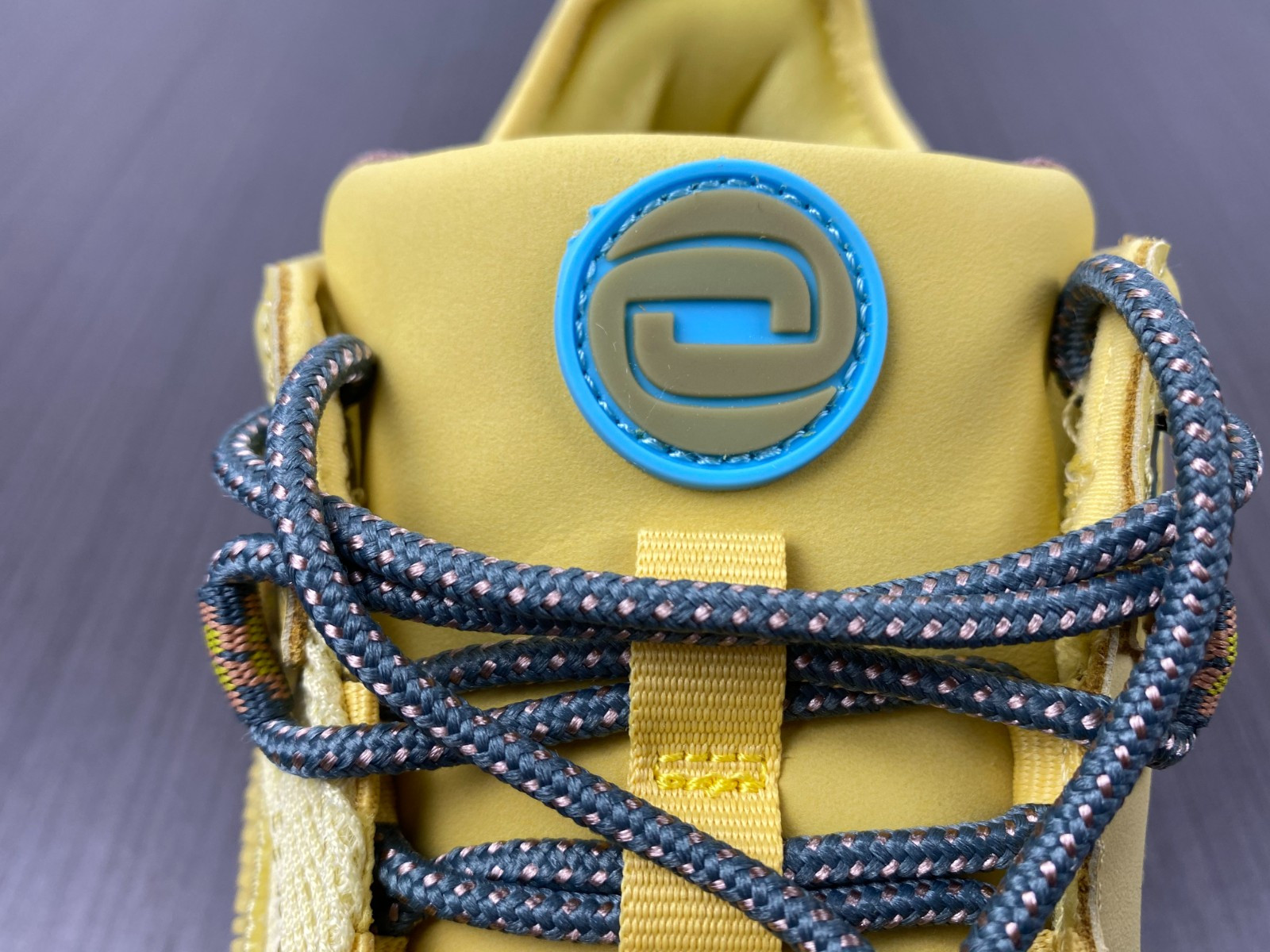 Travis Scott x Nike Air Max 1 "Wheat" DO9392-700